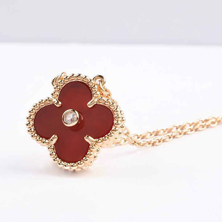 [Basjewels]CLOVER 15MM DIAMOND CARNELIAN NECKLACE