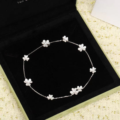 [Basjewels]FRIVOLE SILVER 9 FLOWERS NECKLACE