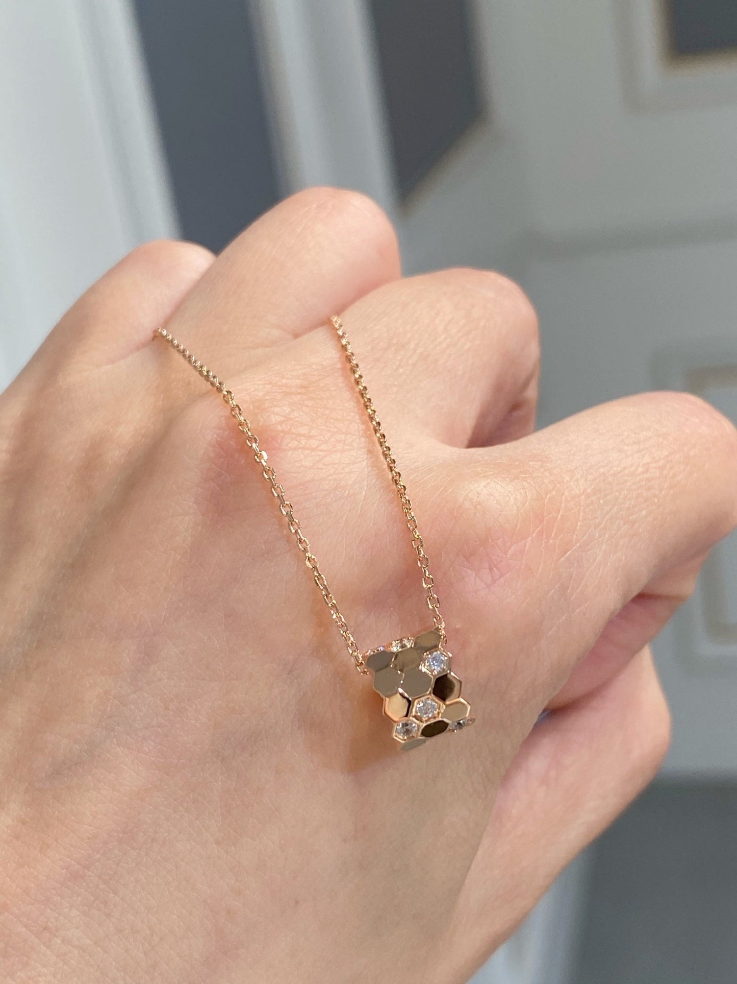 [Basjewels]BEE LOVE DIAMOND NECKLACE