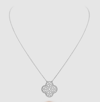 [Basjewels]CLOVER 25MM LARGE PENDANT DIAMOND PAVED SILVER NECKLACE