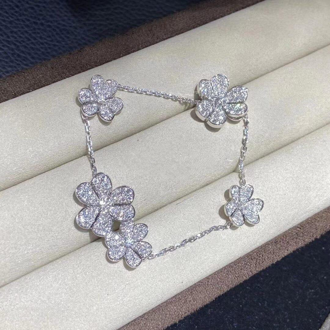 [Basjewels]FRIVOLE SILVER 5 FLOWERS BRACELET