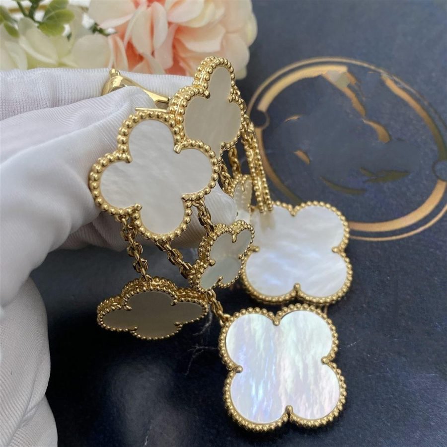 [Basjewels]CLOVER EARRINGS WHITE MOP 4 MOTIFS GOLD