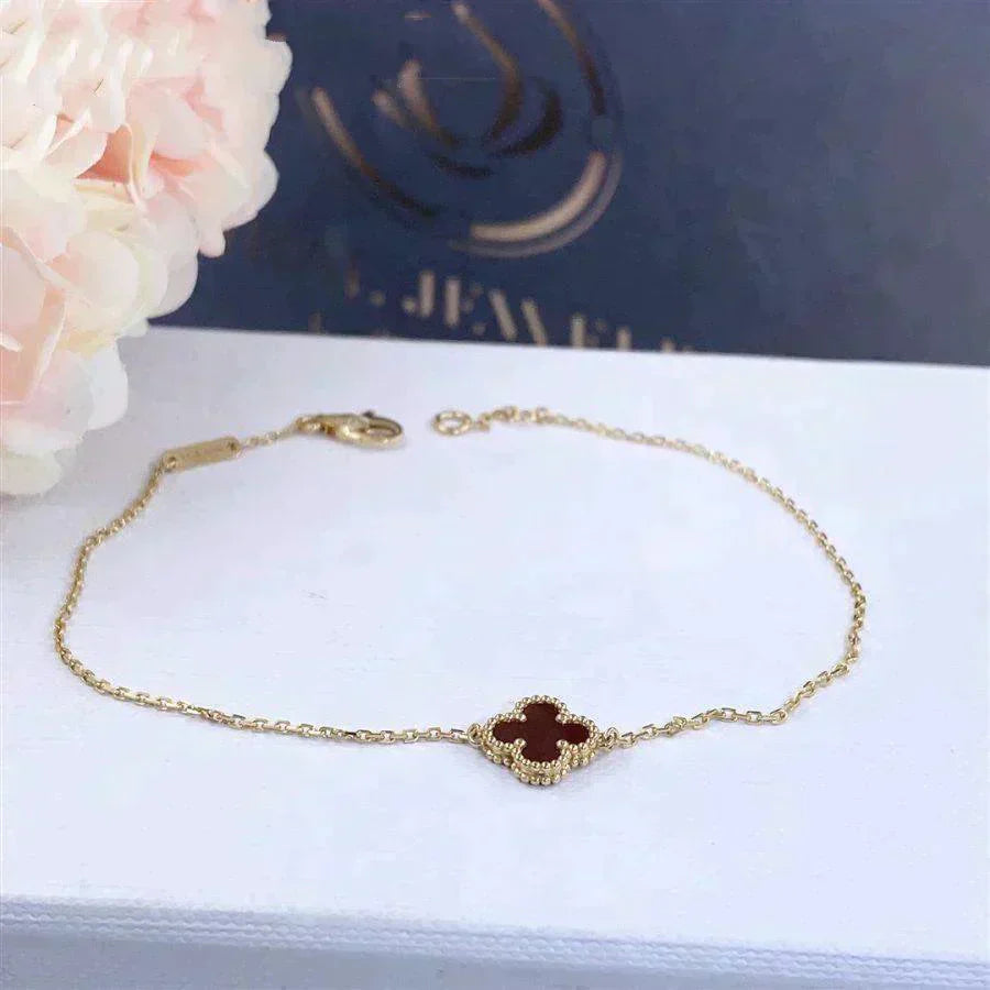 [Basjewels]CLOVER  CARNELIAN SINGLE FLOWER BRACELET