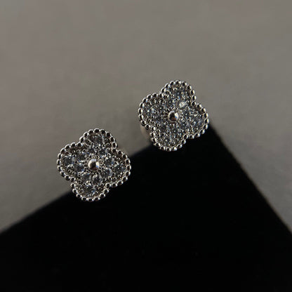 [Basjewels]CLOVER MINI DIAMOND STUD EARRINGS